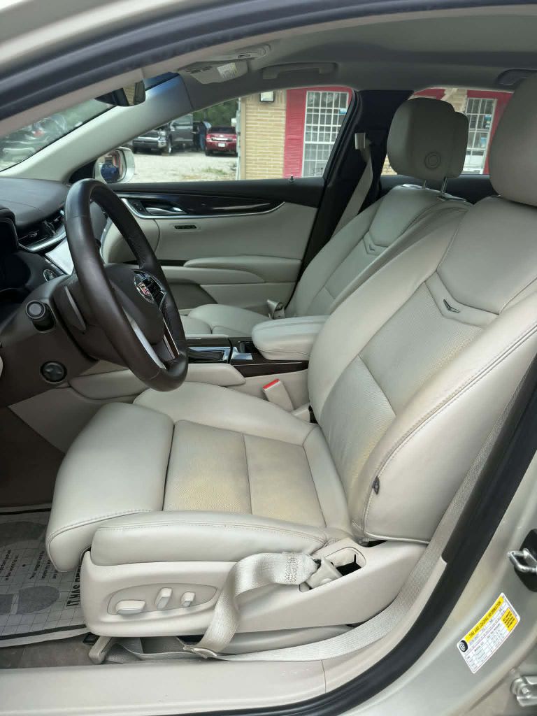 Photo 10 of this CADILLAC XTS