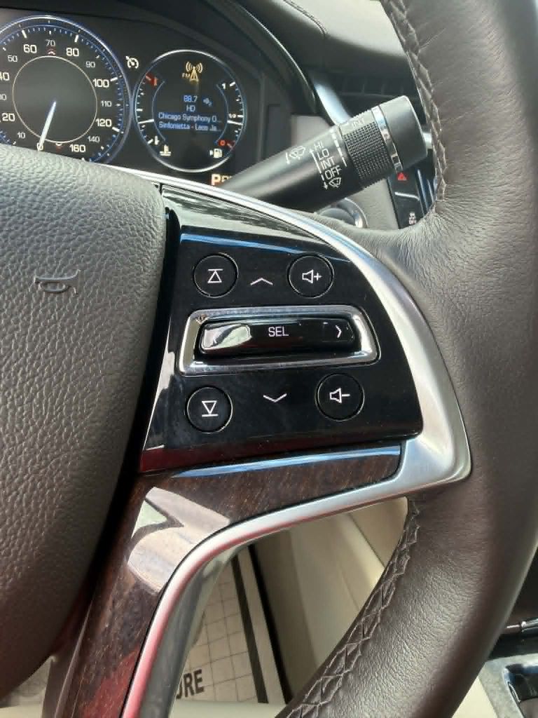 Photo 14 of this CADILLAC XTS
