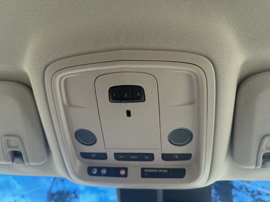 Photo 28 of this CADILLAC XTS