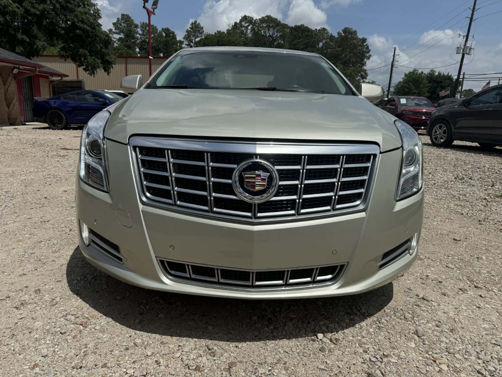 Photo 2 of this CADILLAC XTS