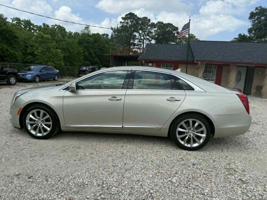 Photo 8 of this CADILLAC XTS