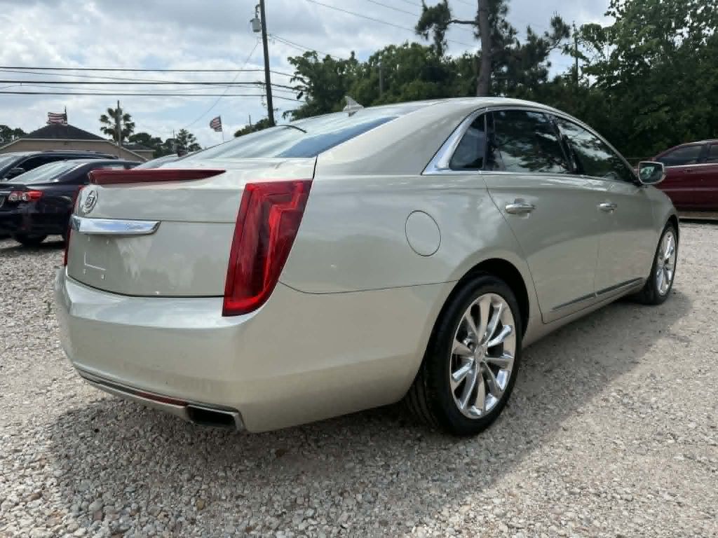 Photo 5 of this CADILLAC XTS