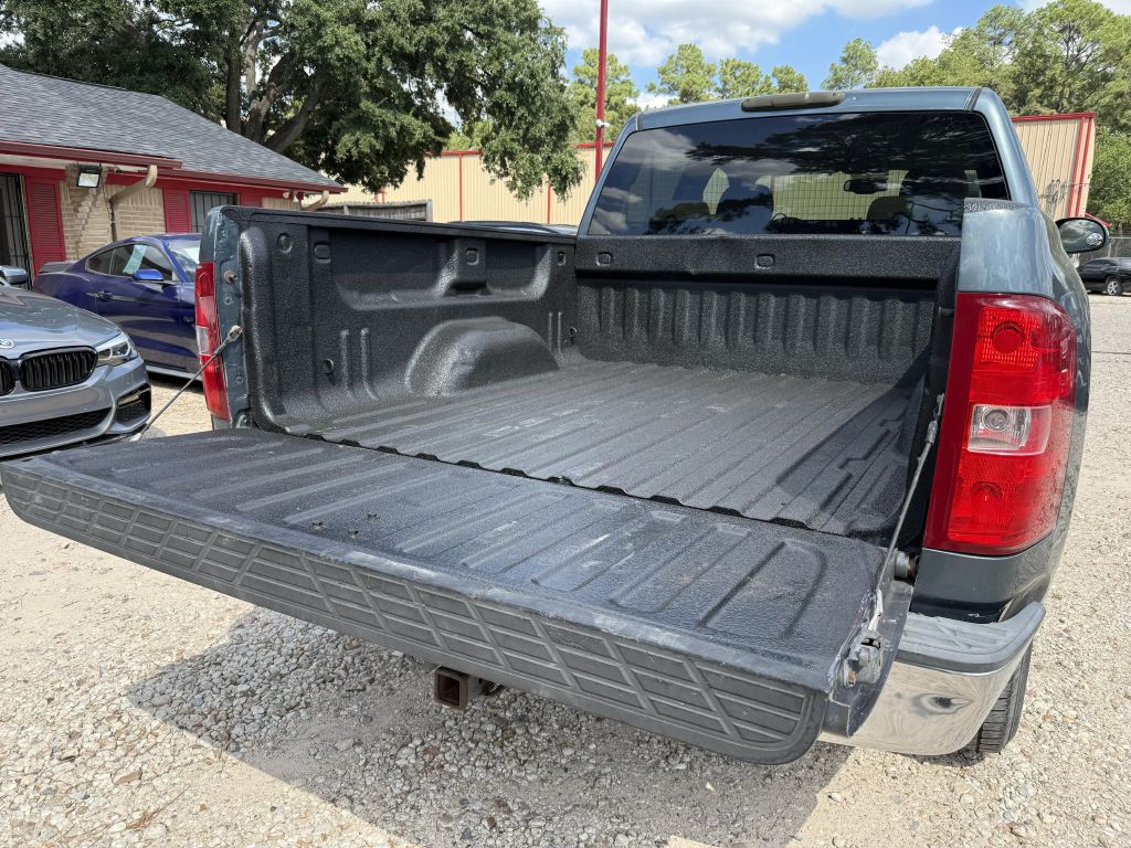 Photo 27 of this CHEVROLET SILVERADO 1500