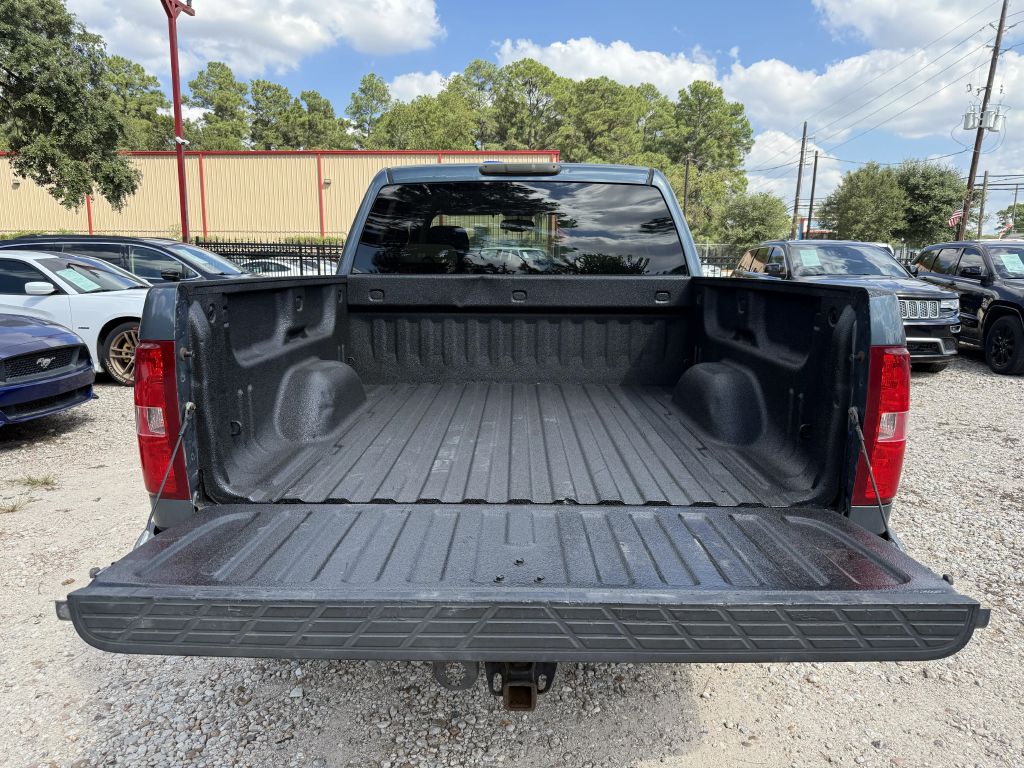 Photo 28 of this CHEVROLET SILVERADO 1500