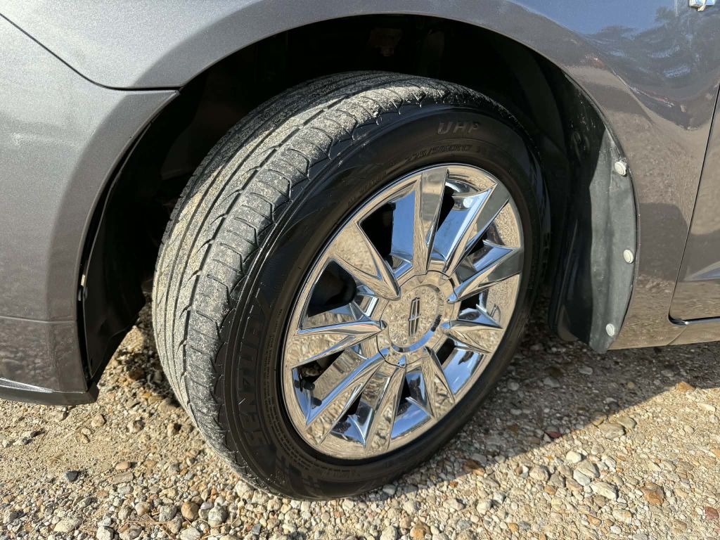 Photo 26 of this LINCOLN MKZ