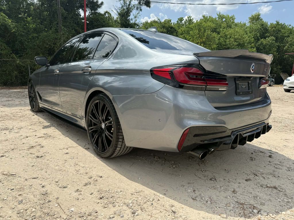 Photo 7 of this BMW 540I