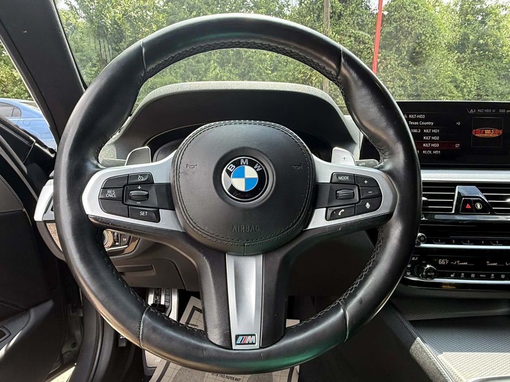Photo 19 of this BMW 540I