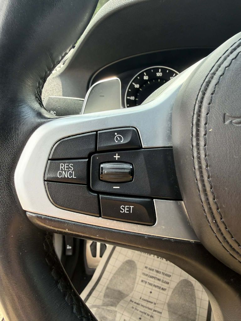 Photo 20 of this BMW 540I