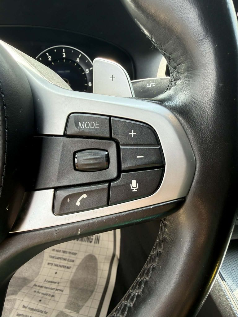 Photo 21 of this BMW 540I