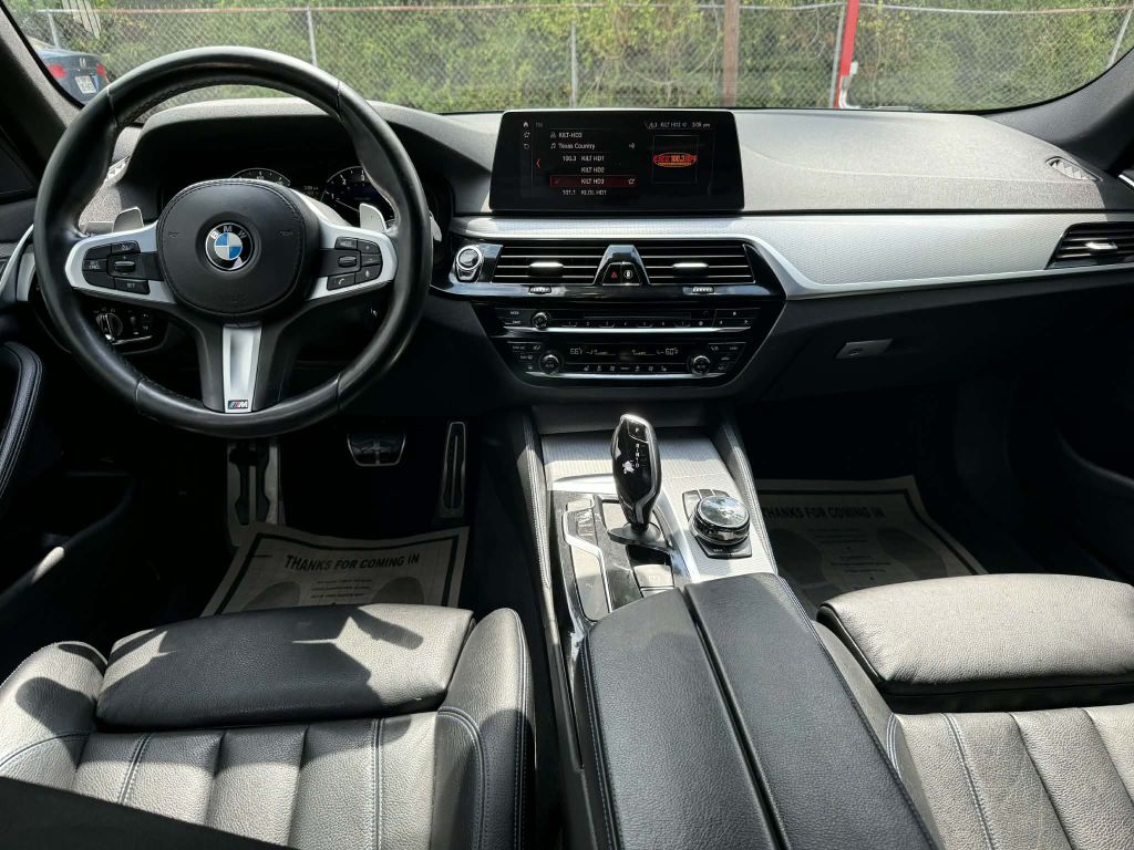 Photo 18 of this BMW 540I
