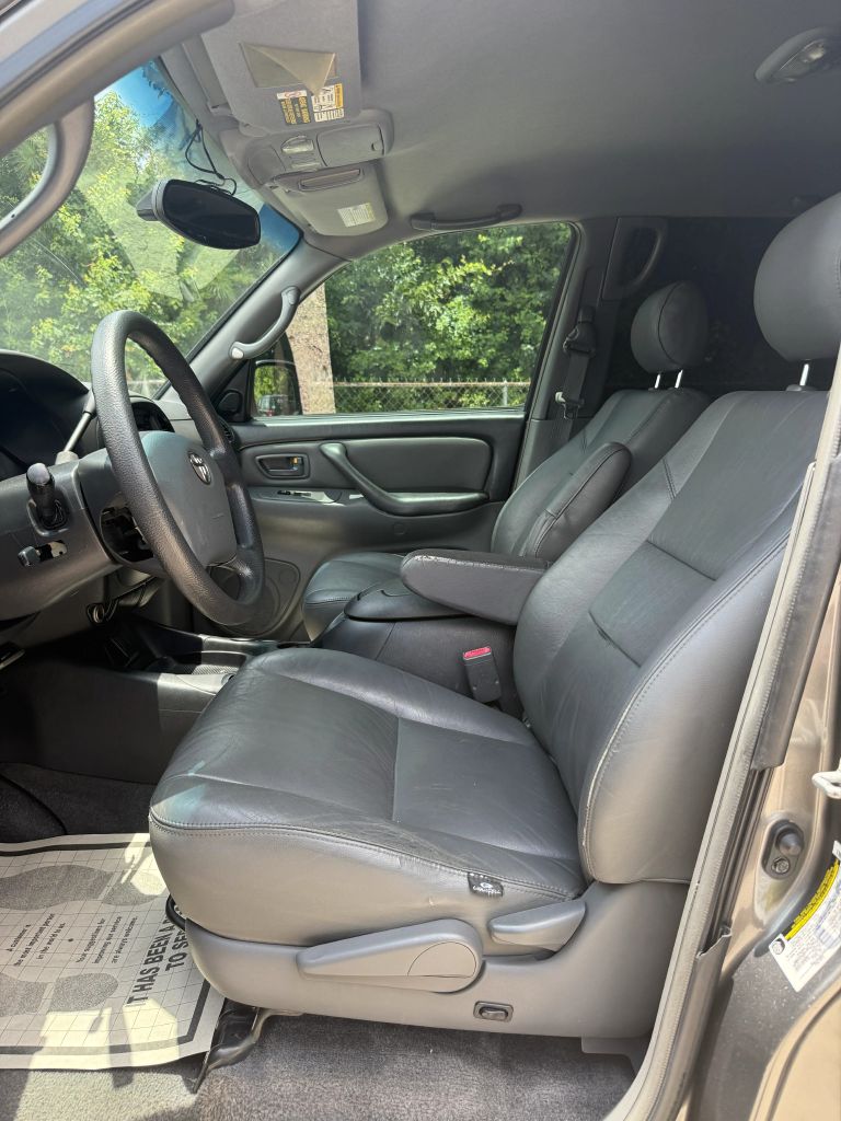 Photo 15 of this TOYOTA TUNDRA
