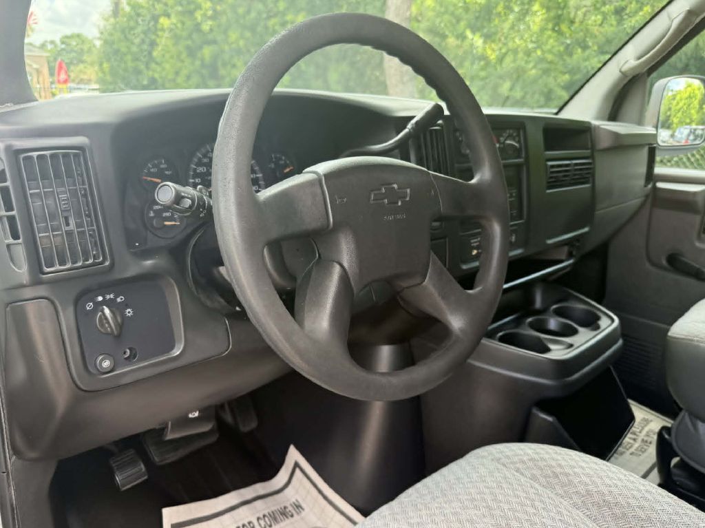 Photo 11 of this CHEVROLET EXPRESS G3500