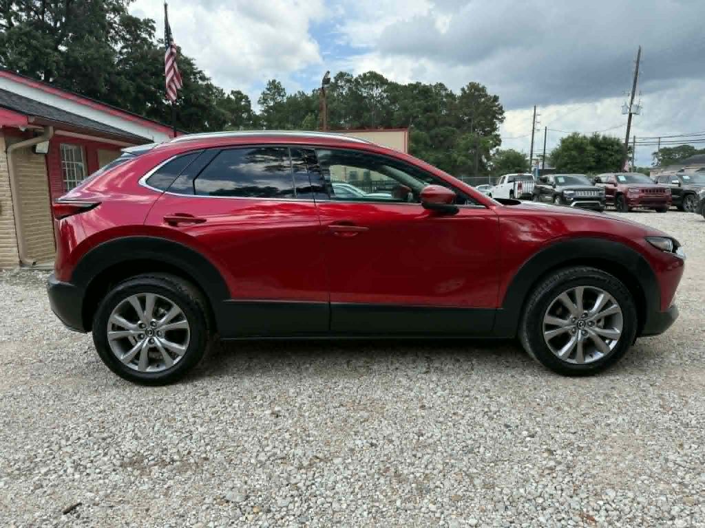 Photo 8 of this MAZDA CX-30