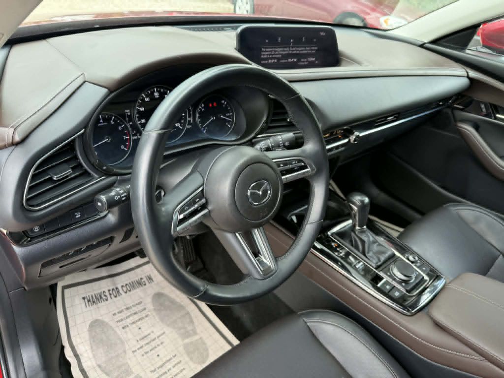 Photo 13 of this MAZDA CX-30