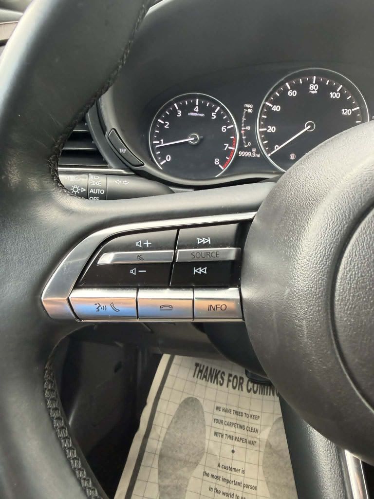 Photo 15 of this MAZDA CX-30