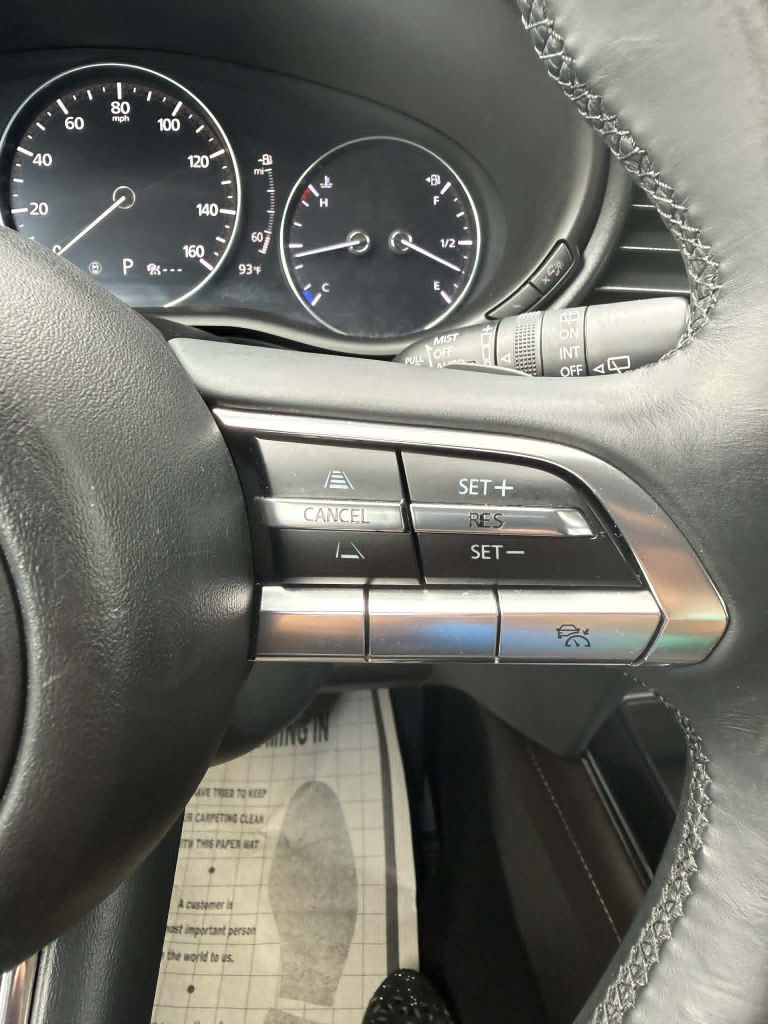 Photo 16 of this MAZDA CX-30