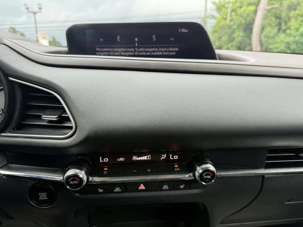 Photo 18 of this MAZDA CX-30