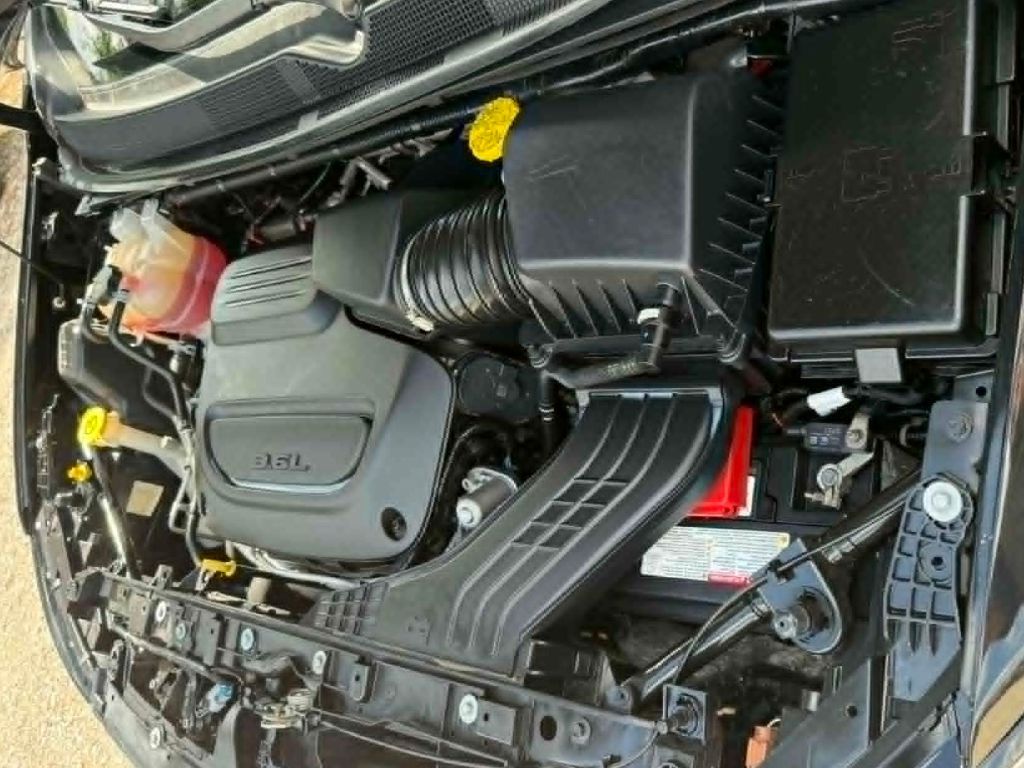 Photo 34 of this CHRYSLER PACIFICA