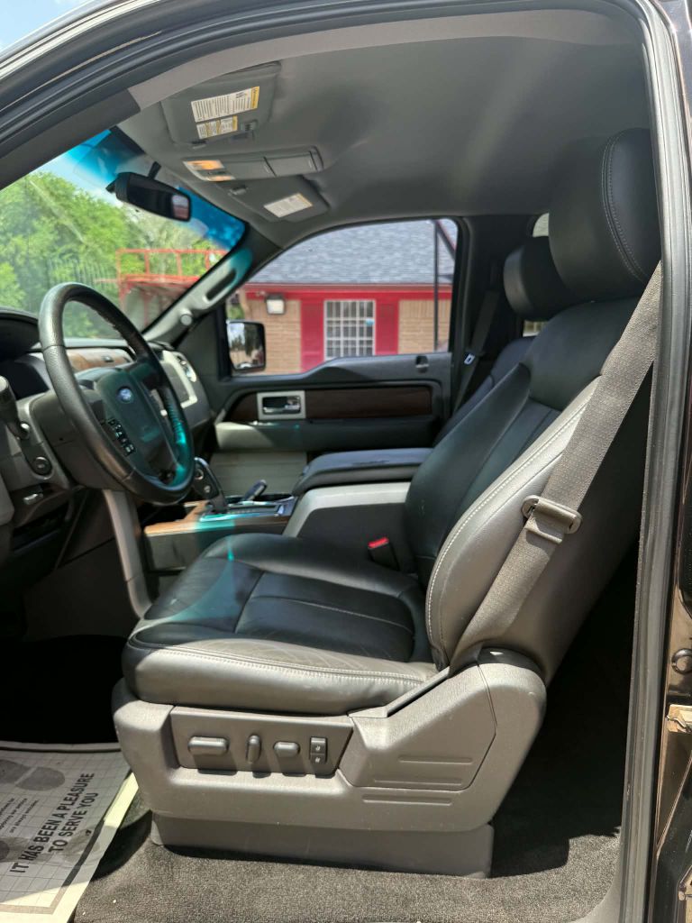 Photo 10 of this FORD F150