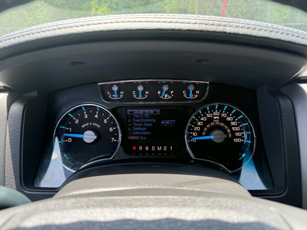 Photo 9 of this FORD F150