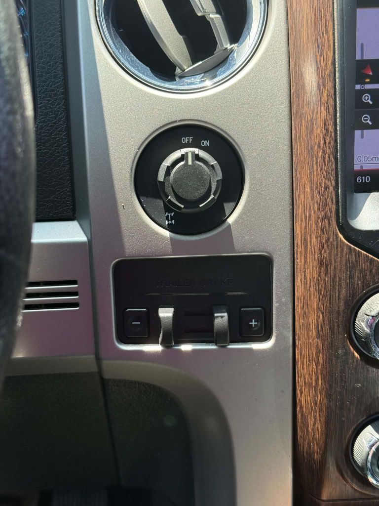 Photo 21 of this FORD F150