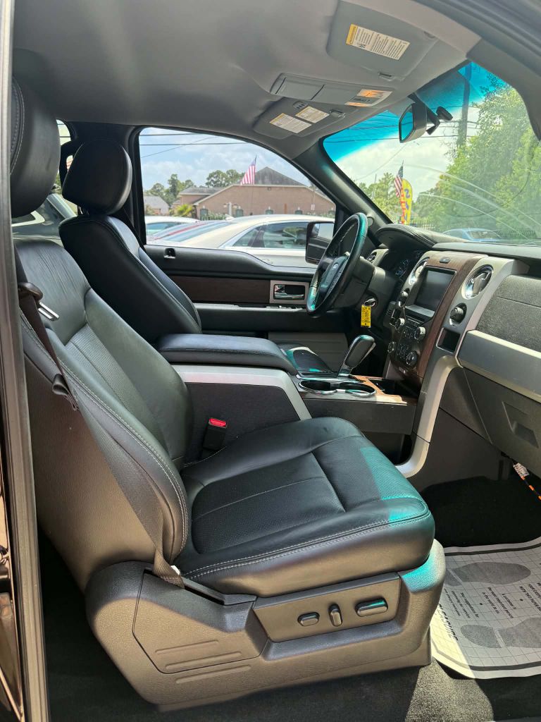Photo 17 of this FORD F150