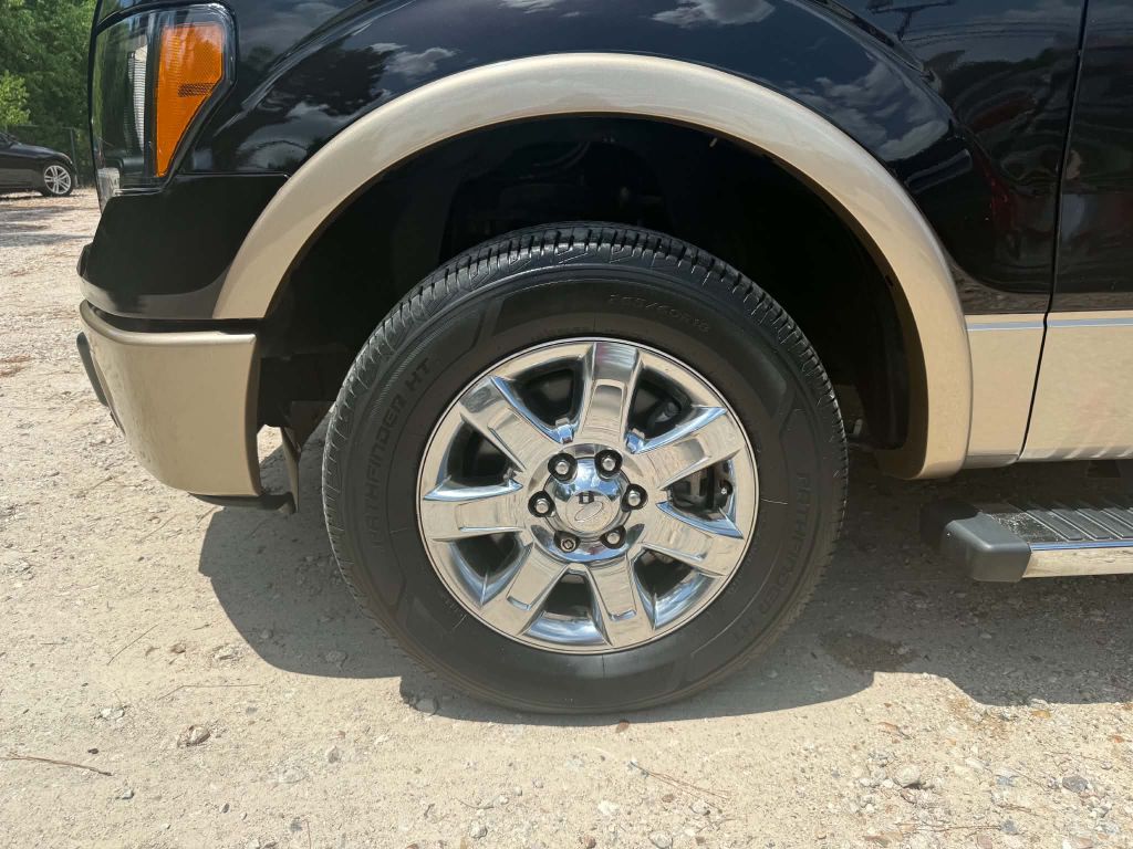 Photo 27 of this FORD F150