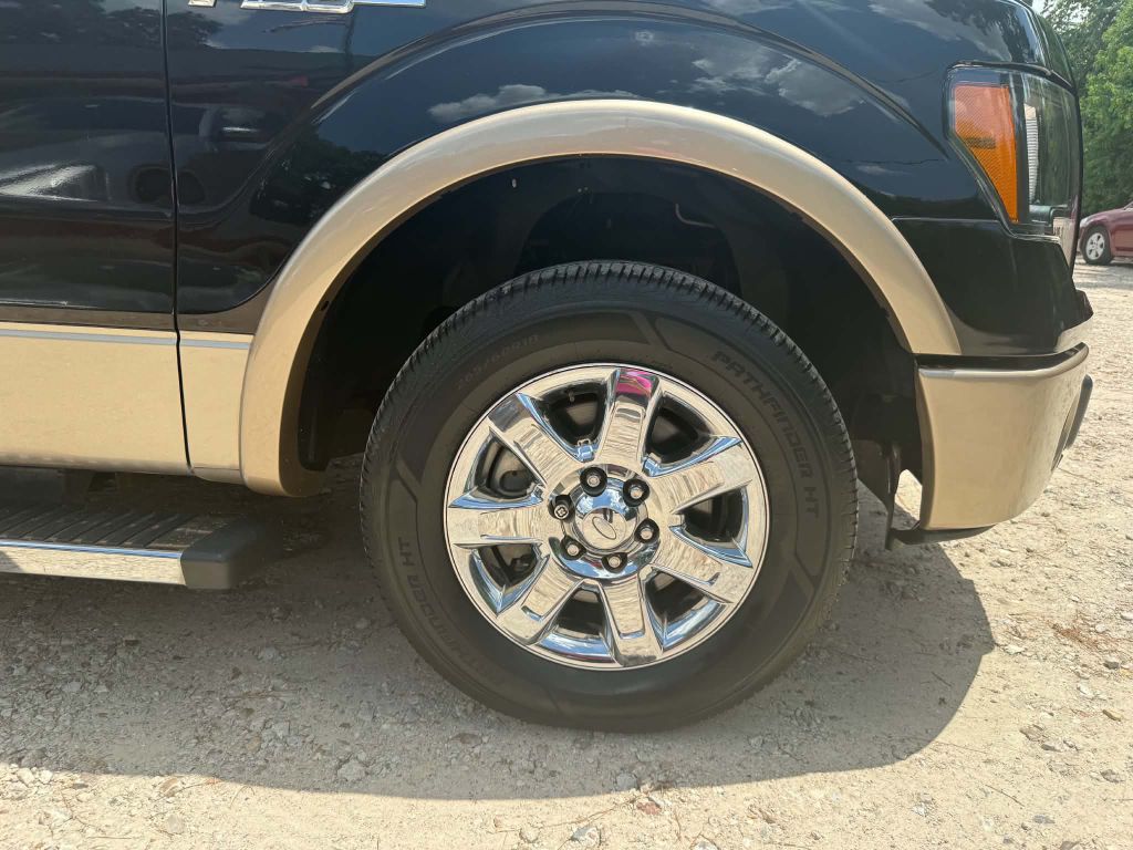 Photo 30 of this FORD F150