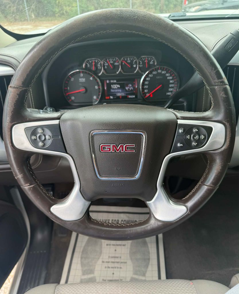 Photo 14 of this GMC SIERRA