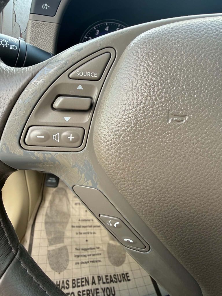 Photo 15 of this INFINITI G37
