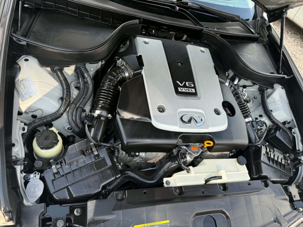 Photo 30 of this INFINITI G37