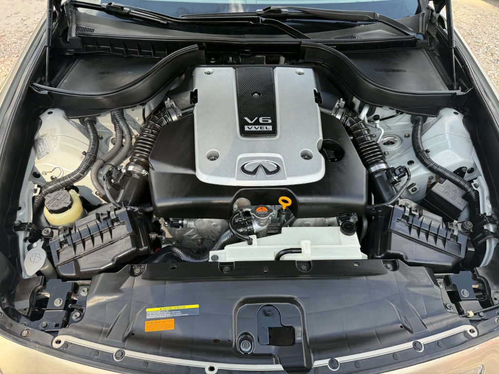 Photo 31 of this INFINITI G37