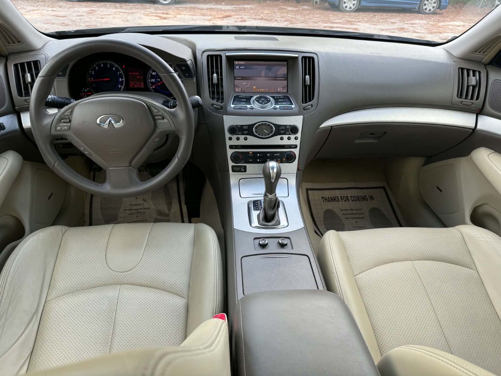 Photo 12 of this INFINITI G37
