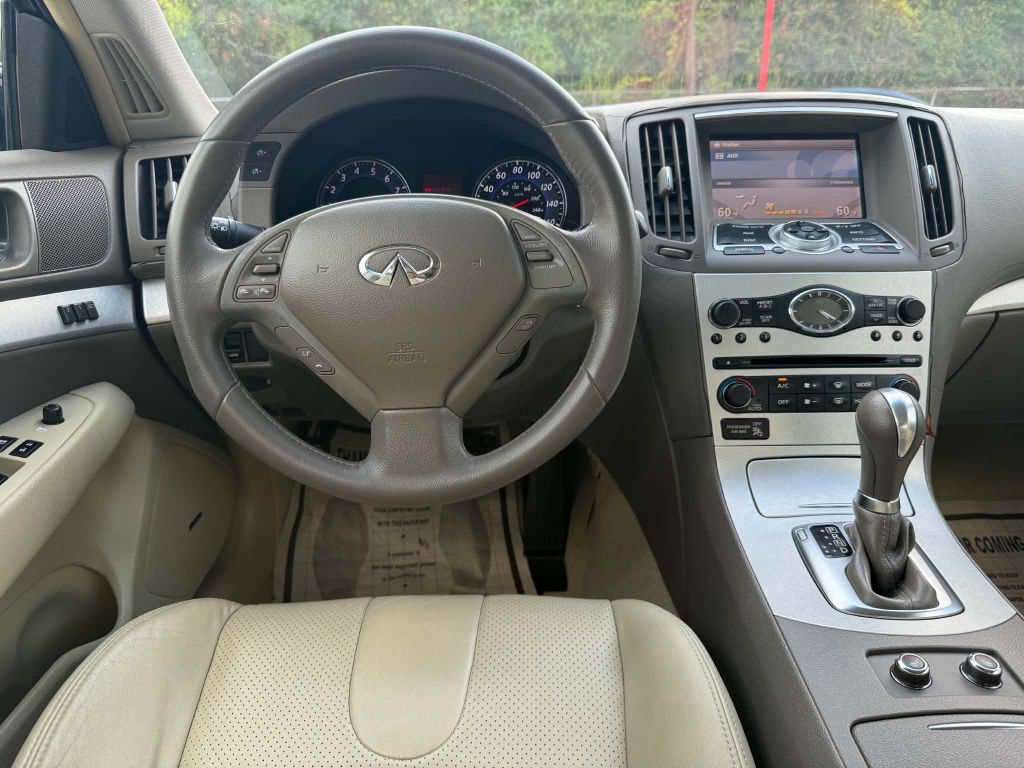 Photo 13 of this INFINITI G37