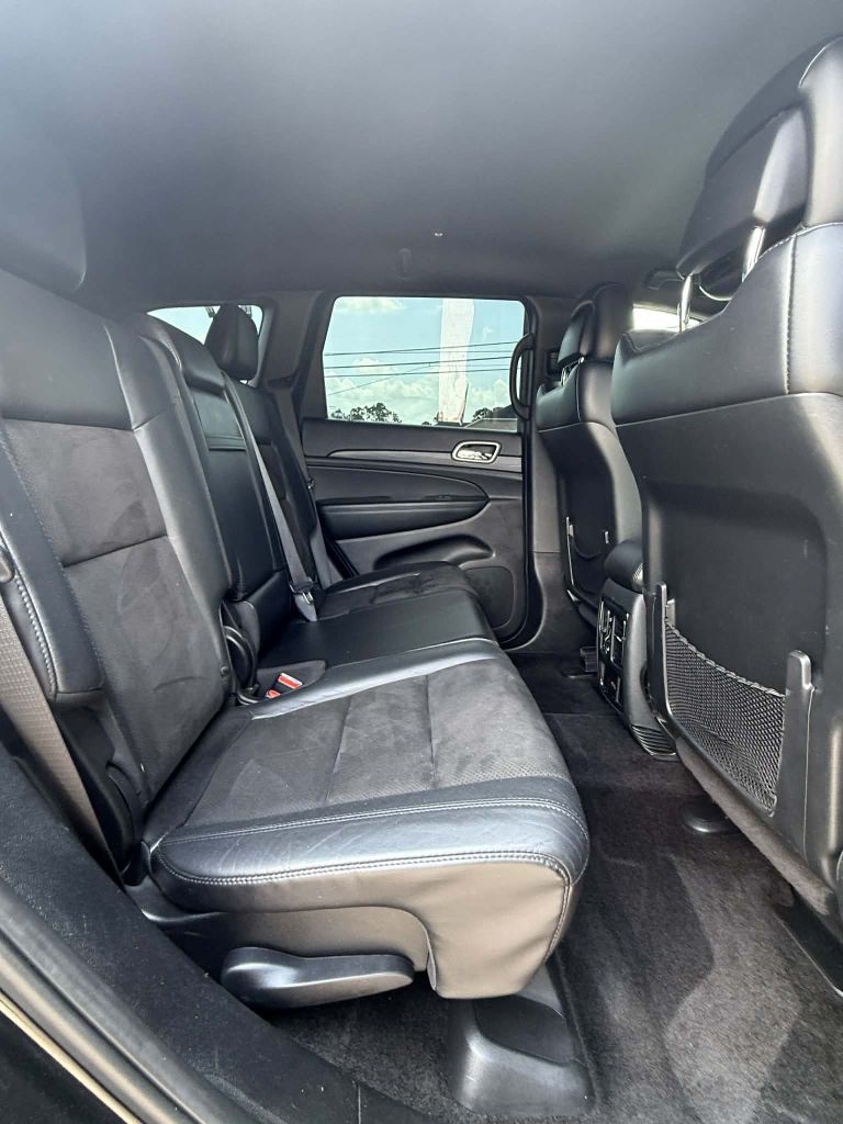 Photo 15 of this JEEP GRAND CHEROKEE