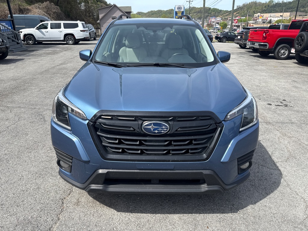 Photo 2 of this SUBARU FORESTER