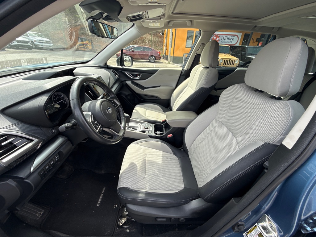 Photo 25 of this SUBARU FORESTER