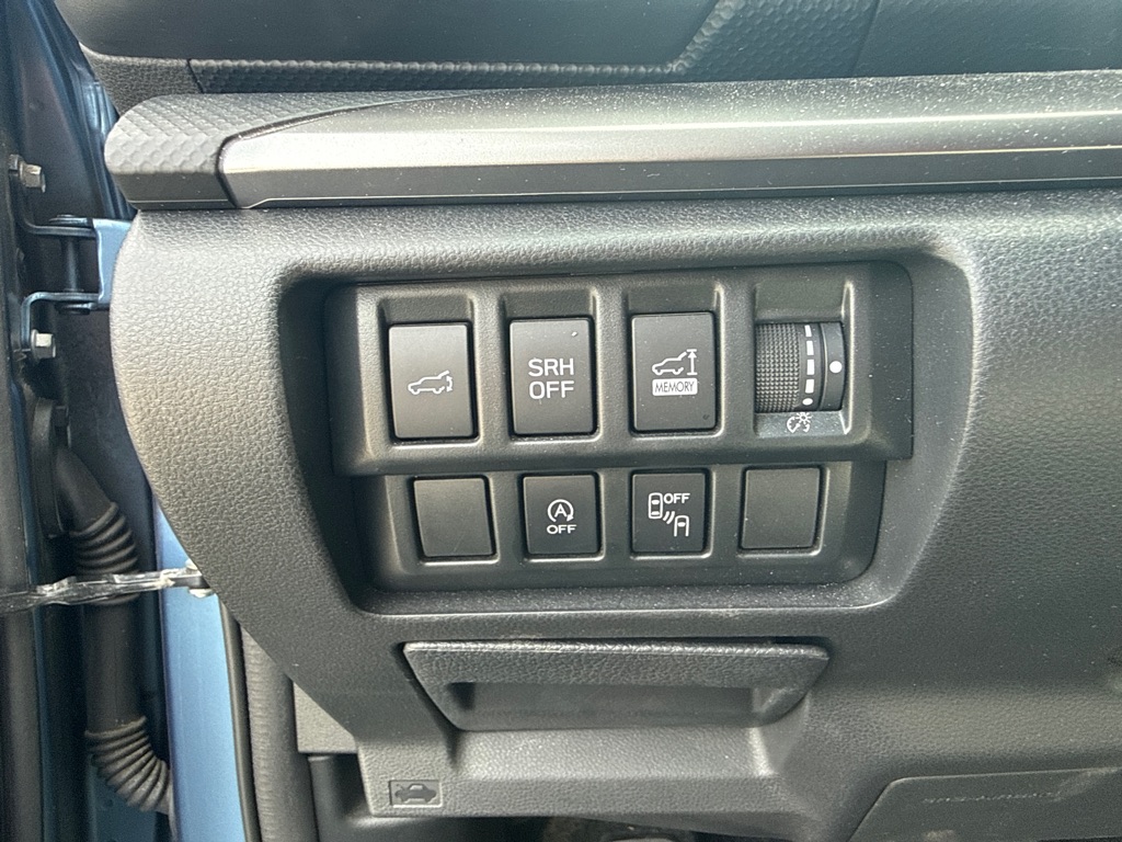 Photo 18 of this SUBARU FORESTER