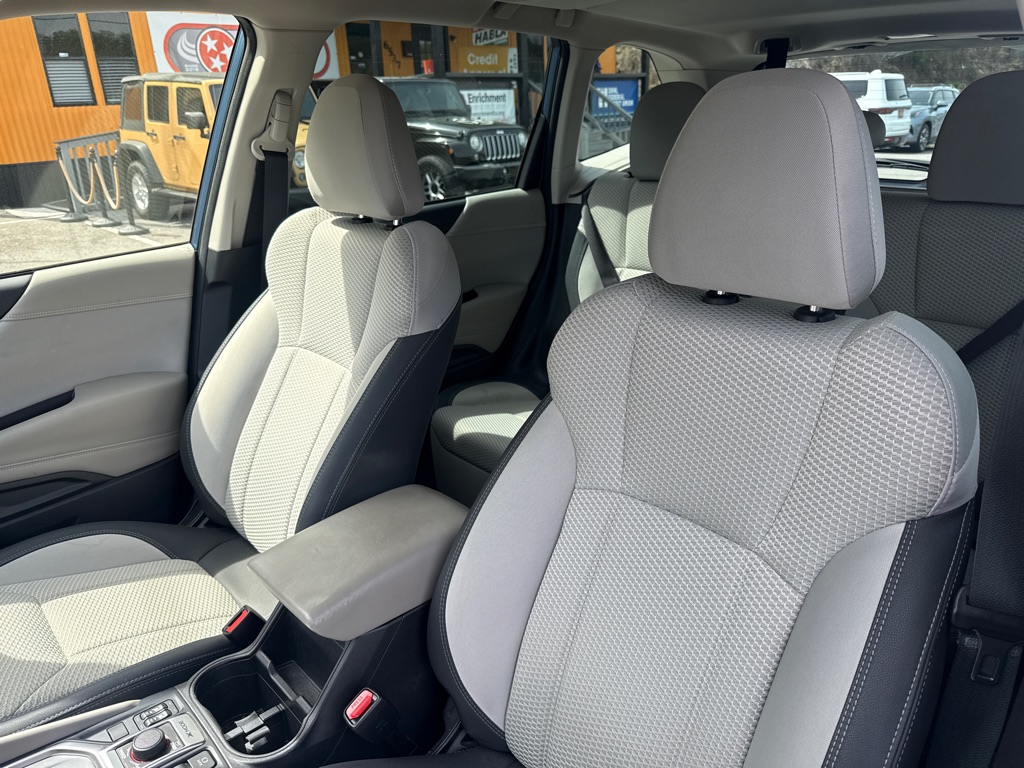 Photo 12 of this SUBARU FORESTER