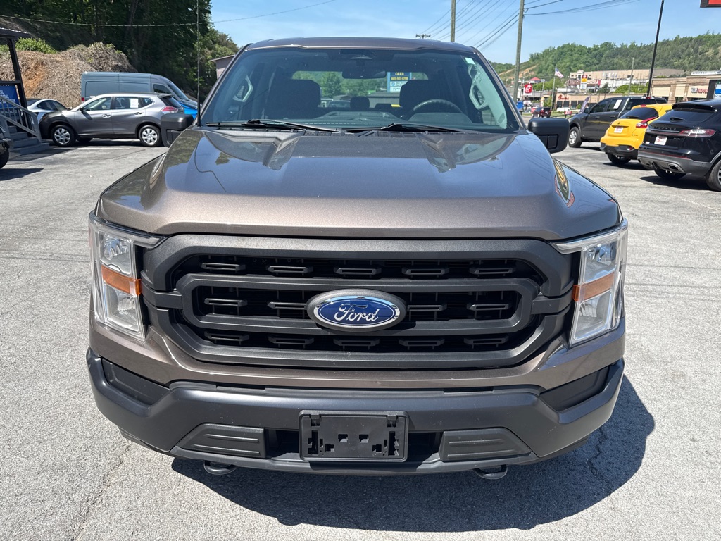 Photo 2 of this FORD F150