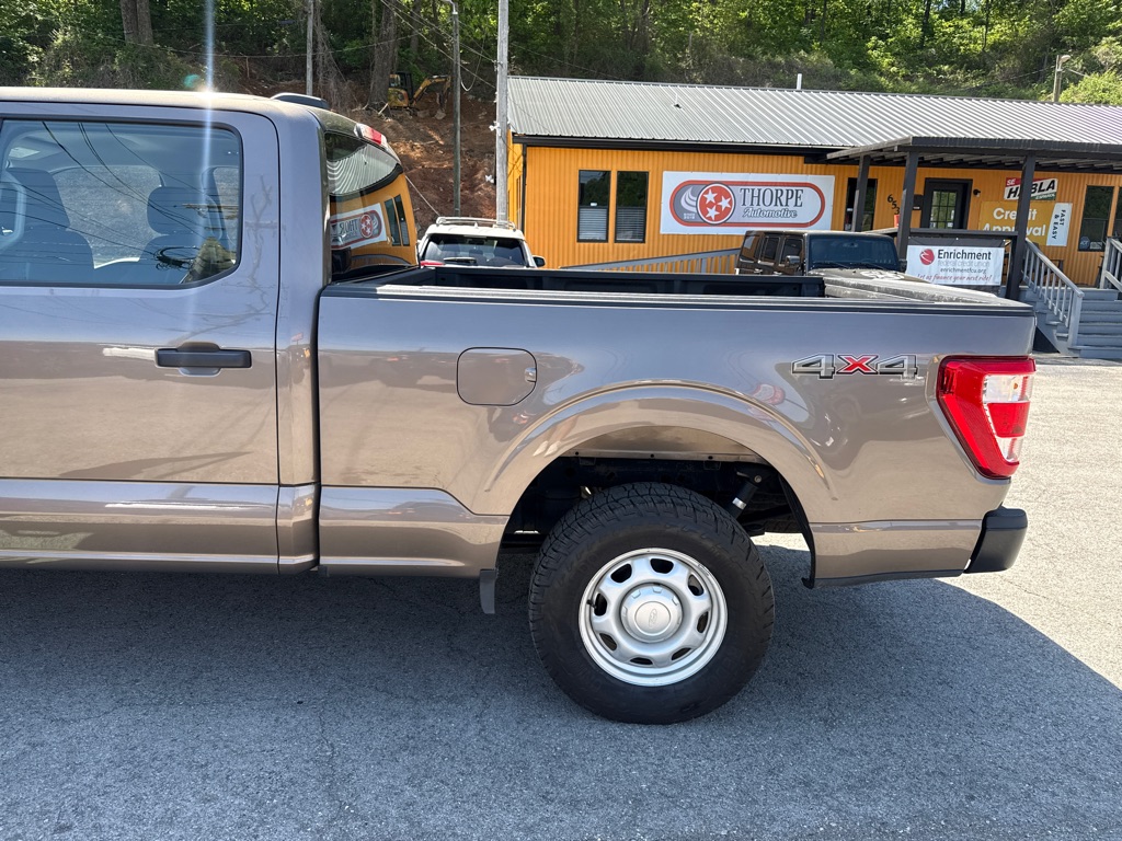 Photo 26 of this FORD F150