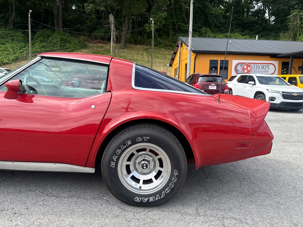Photo 20 of this CHEVROLET CORVETTE