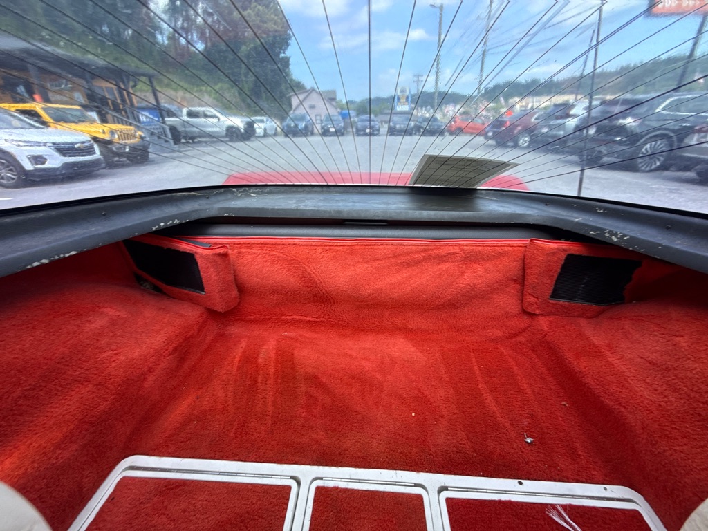 Photo 17 of this CHEVROLET CORVETTE