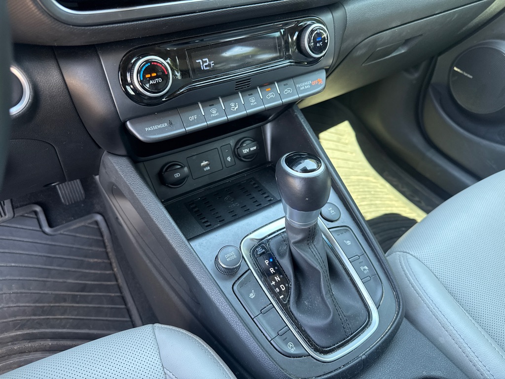 Photo 19 of this HYUNDAI KONA