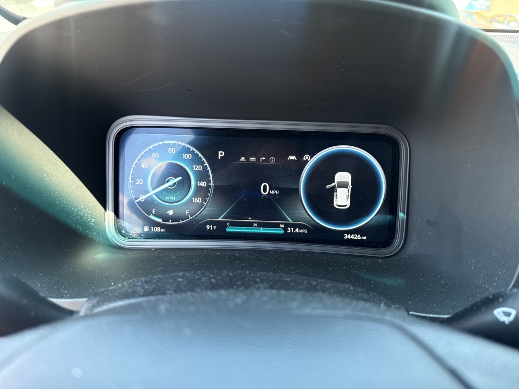 Photo 14 of this HYUNDAI KONA