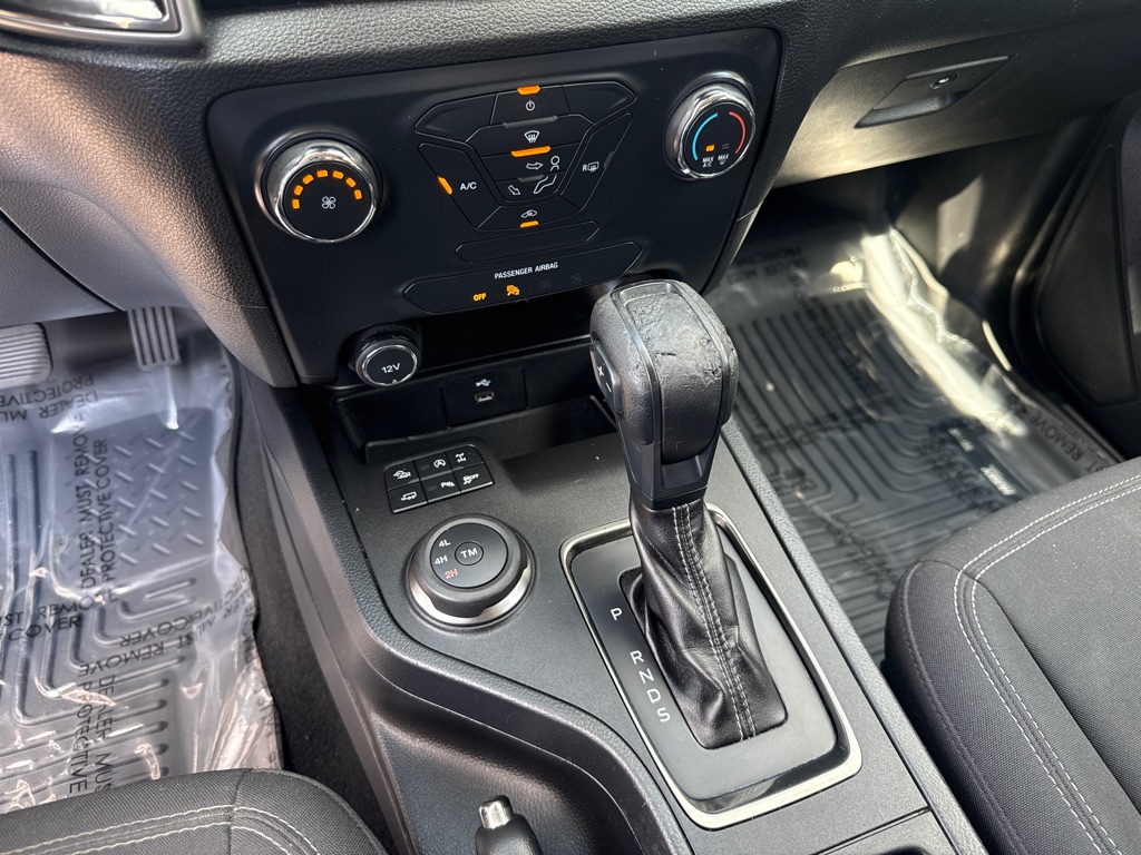 Photo 18 of this FORD RANGER