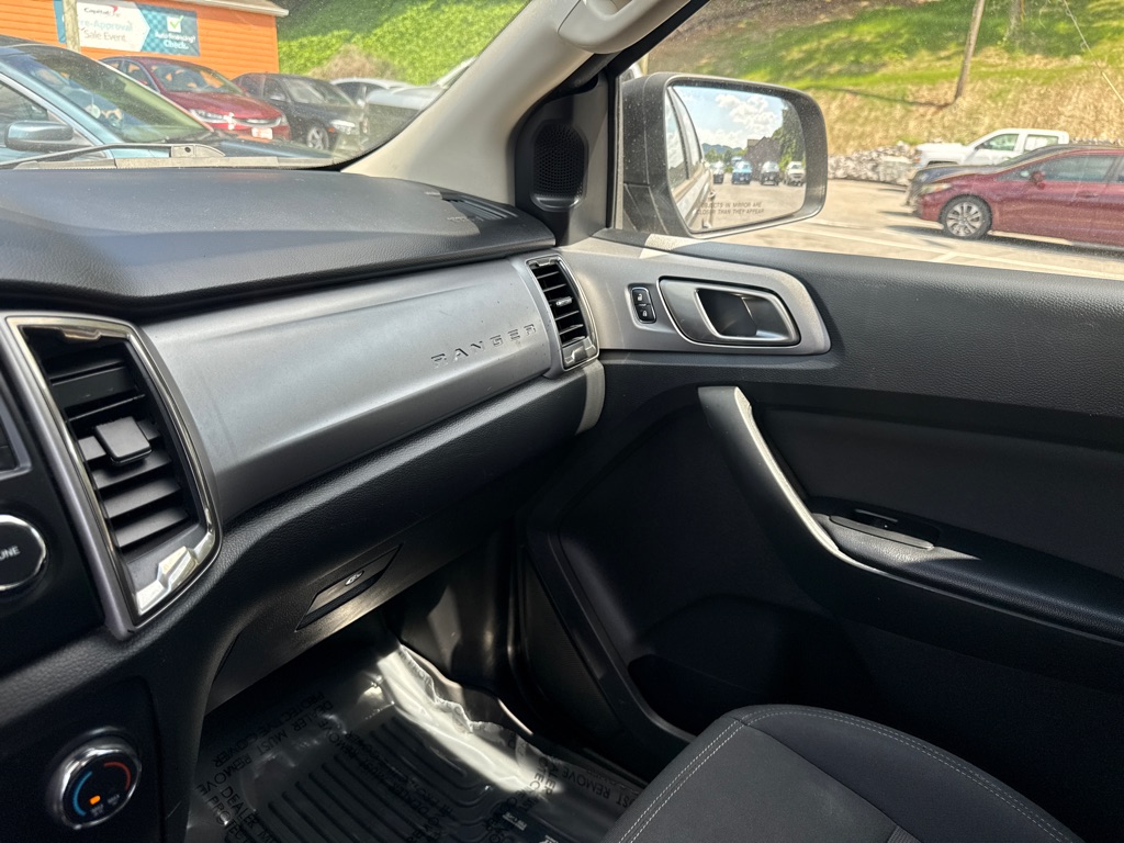 Photo 19 of this FORD RANGER