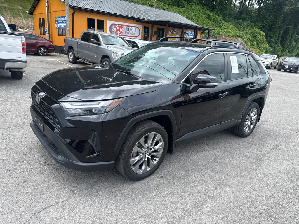 Photo 3 of this TOYOTA RAV4