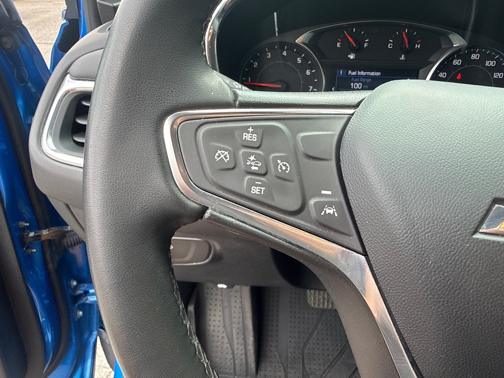 Photo 16 of this CHEVROLET EQUINOX