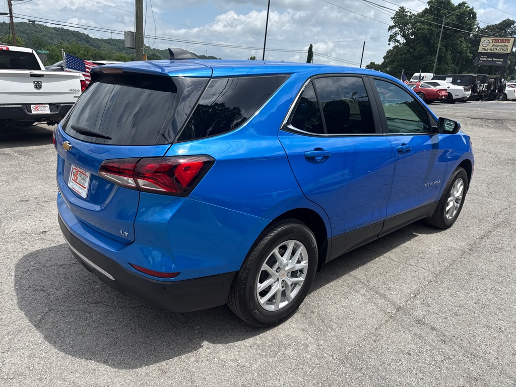 Photo 7 of this CHEVROLET EQUINOX